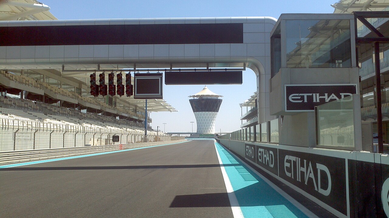 Formula Yas 3000